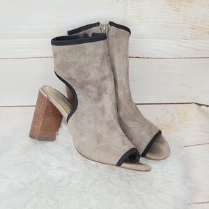 Diane Von Furstenberg heeled leather peep toe ankle bootie heels sz 7.5